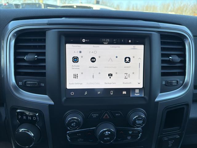2024 Ram 1500 Classic Warlock Crew Cab 4x4 5'7" Box
