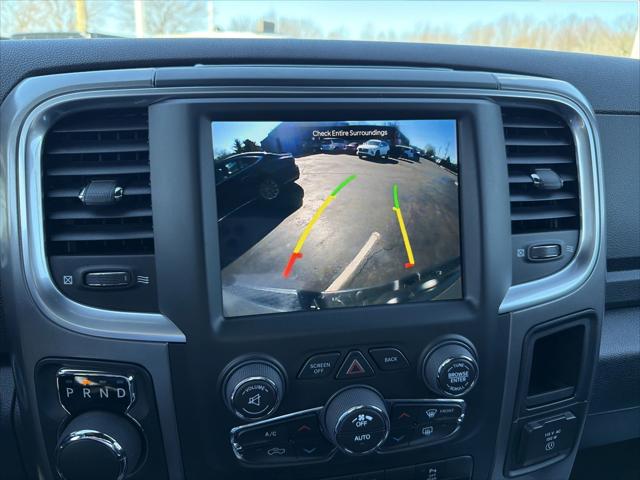 2024 Ram 1500 Classic Warlock Crew Cab 4x4 5'7" Box