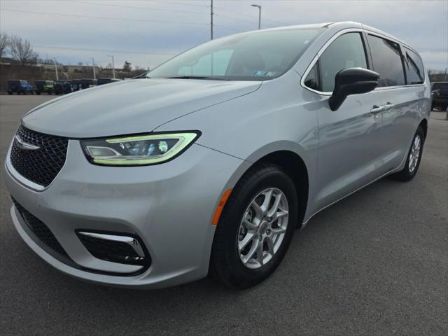 2024 Chrysler Pacifica Touring L for sale in Richmond, KY