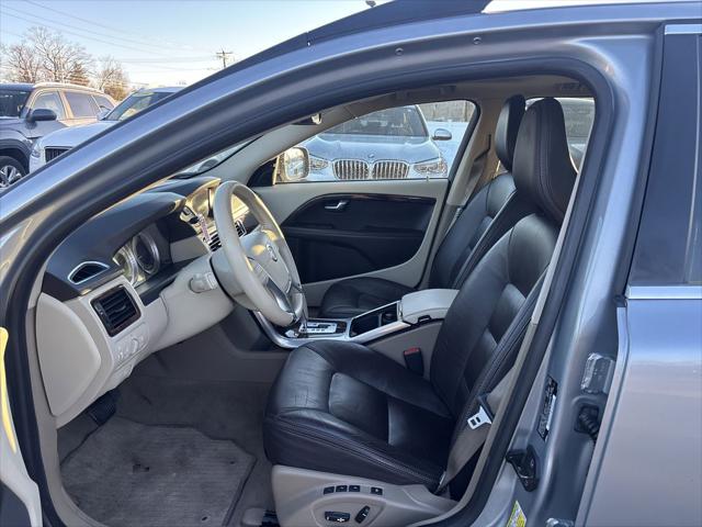 2012 Volvo XC70 T6 Platinum