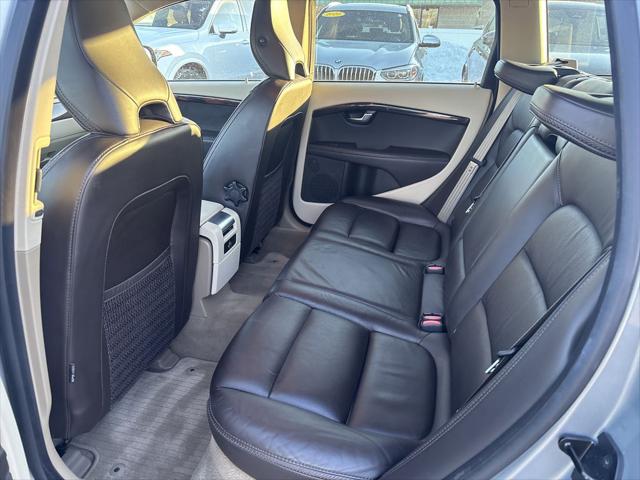 2012 Volvo XC70 T6 Platinum