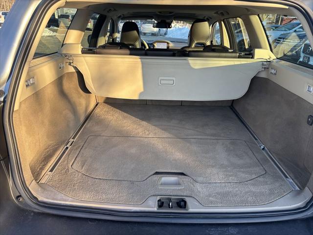 2012 Volvo XC70 T6 Platinum
