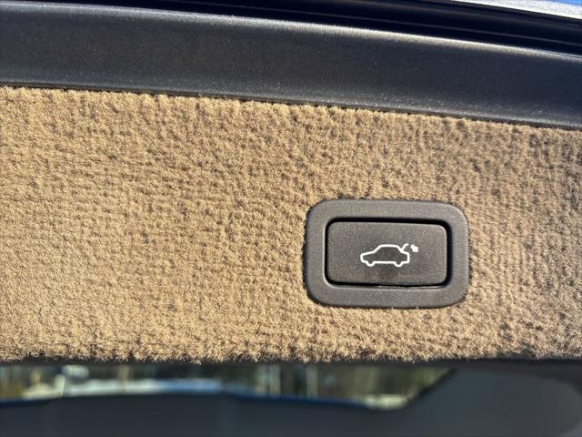 2012 Volvo XC70 T6 Platinum