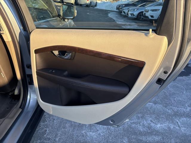 2012 Volvo XC70 T6 Platinum