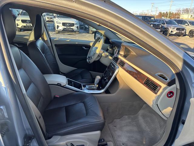 2012 Volvo XC70 T6 Platinum