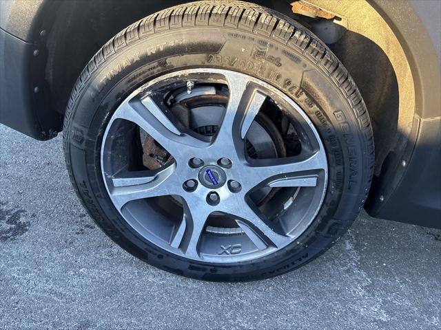 2012 Volvo XC70 T6 Platinum
