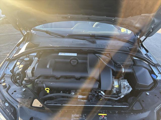 2012 Volvo XC70 T6 Platinum