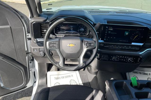 2025 Chevrolet Silverado 1500 2WD Crew Cab Short Bed LT