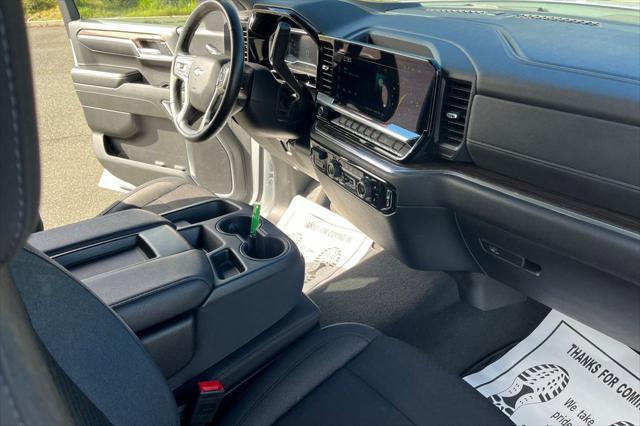 2025 Chevrolet Silverado 1500 2WD Crew Cab Short Bed LT