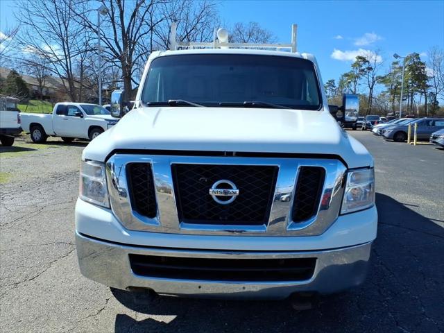 2014 Nissan 2500 SV V8