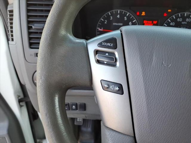 2014 Nissan 2500 SV V8
