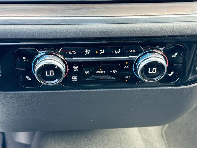 2024 GMC Sierra 1500 2WD Crew Cab Short Box SLT