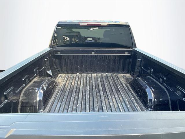 2024 GMC Sierra 1500 2WD Crew Cab Short Box SLT