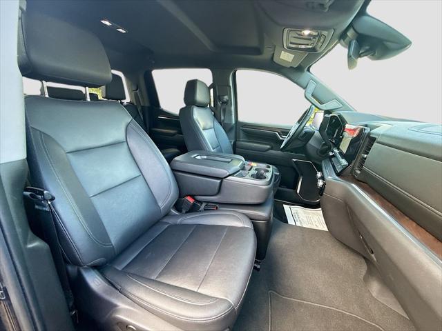 2024 GMC Sierra 1500 2WD Crew Cab Short Box SLT