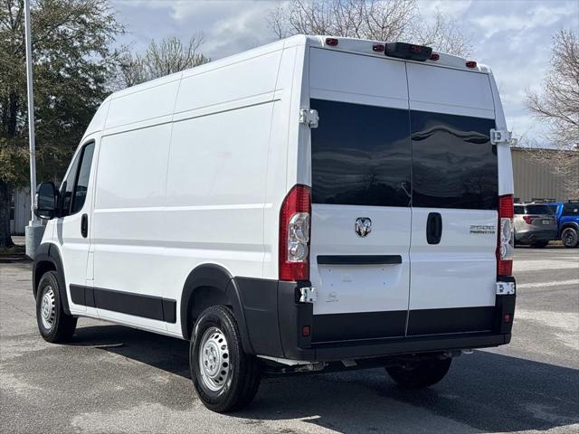 2025 Ram ProMaster 2500 Cargo Van Tradesman High Roof 136" WB w/Pass Seat