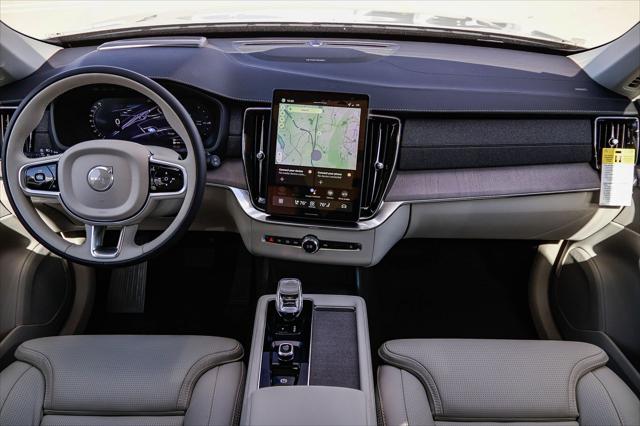 2026 Volvo XC90 Plug-In Hybrid Ultra, T8 AWD, Electric/Gasoline, Bright, 7 Seats