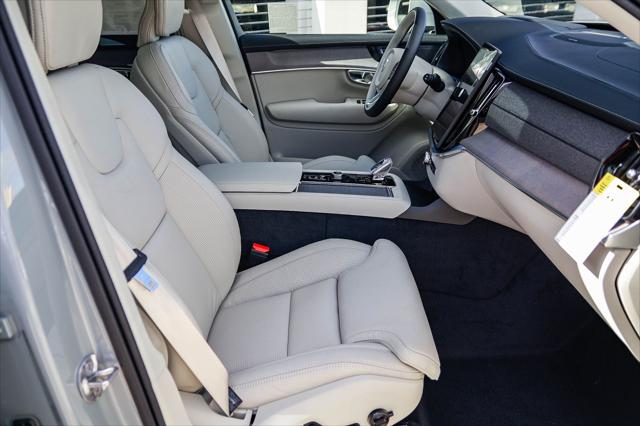 2026 Volvo XC90 Plug-In Hybrid Ultra, T8 AWD, Electric/Gasoline, Bright, 7 Seats