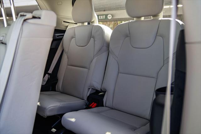 2026 Volvo XC90 Plug-In Hybrid Ultra, T8 AWD, Electric/Gasoline, Bright, 7 Seats