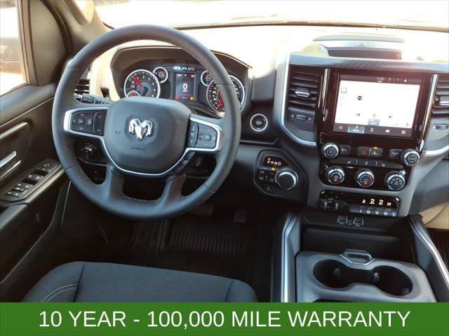 2026 Ram 1500 Big Horn Crew Cab 4x4 5'7" Box