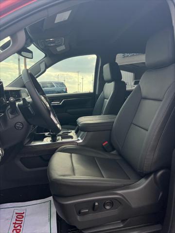 2026 GMC Sierra 1500 Crew Cab, Short Bed, SLT, 4WD