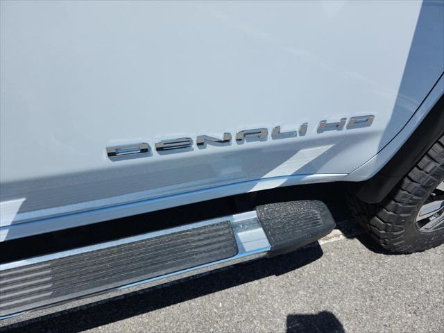 2026 GMC Sierra 2500HD Crew Cab, Standard Bed, Denali, 4WD
