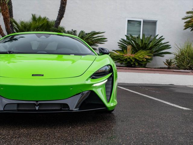 2026 McLaren Artura Unknown