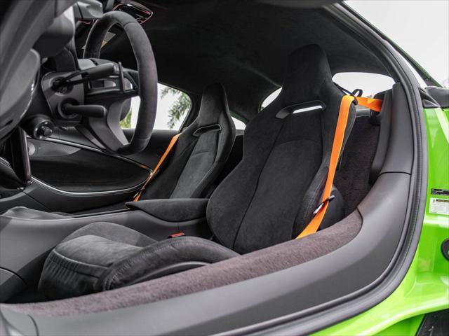 2026 McLaren Artura Unknown