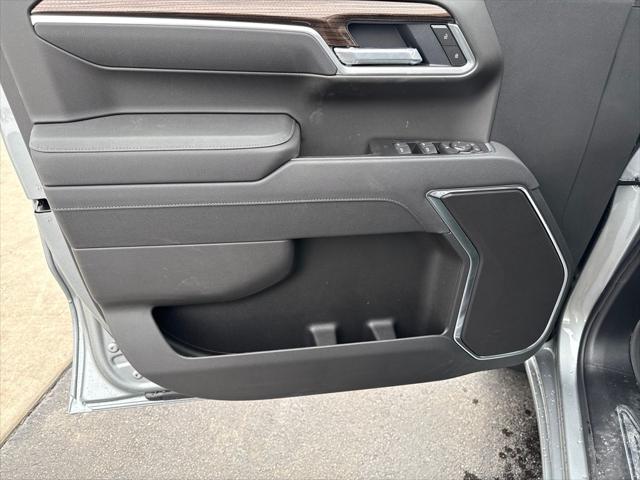 2026 Chevrolet Silverado 1500 4WD Crew Cab Short Bed RST