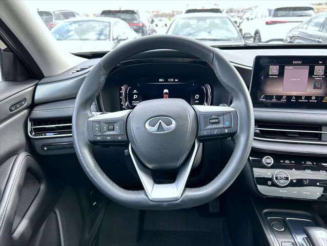 2023 INFINITI QX60 LUXE AWD
