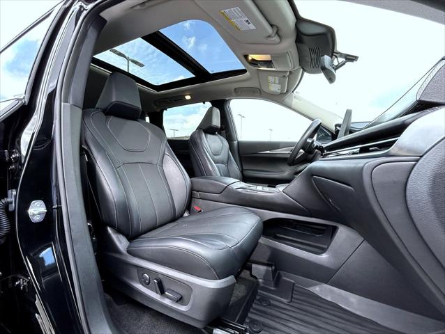 2023 INFINITI QX60 LUXE AWD