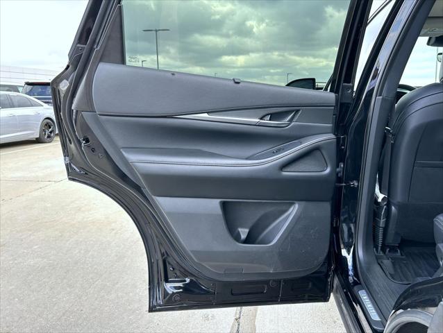 2023 INFINITI QX60 LUXE AWD