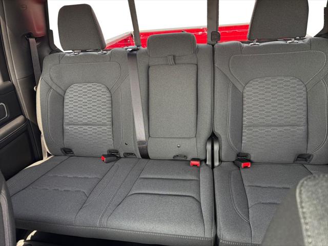 2026 Ram 1500 Lone Star Crew Cab 4x4 5'7" Box