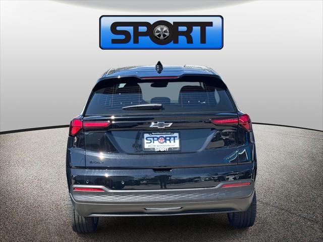 2027 Chevrolet Bolt LT FWD