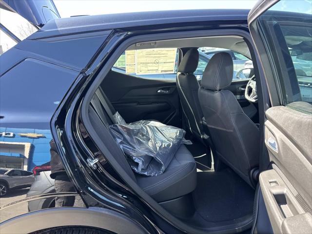 2027 Chevrolet Bolt LT FWD