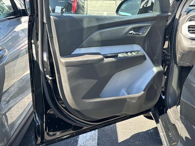 2027 Chevrolet Bolt LT FWD