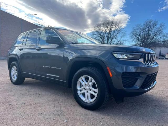 2023 Jeep Grand Cherokee Laredo 4x4 for sale in Fort Morgan, CO