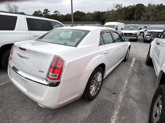 2013 Chrysler 300 Motown