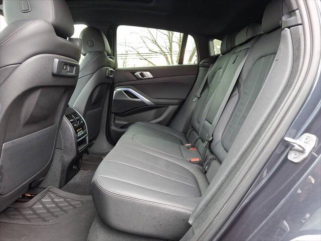2022 BMW X6 xDrive40i