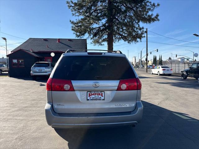 2008 Toyota Sienna CE 8 Passenger 4dr Mini Van