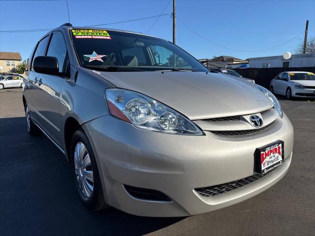 2008 Toyota Sienna CE 8 Passenger 4dr Mini Van