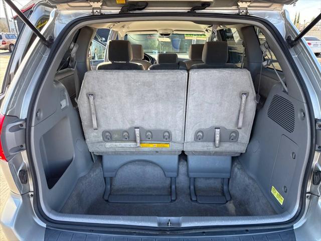2008 Toyota Sienna CE 8 Passenger 4dr Mini Van