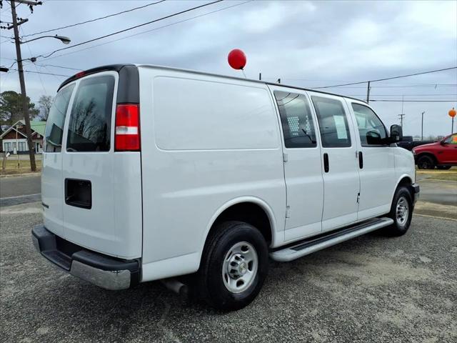2024 Chevrolet Express Cargo Van RWD 2500 Regular Wheelbase WT