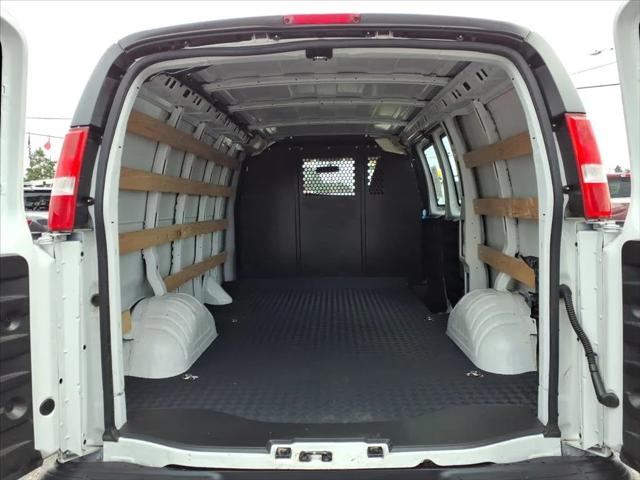 2024 Chevrolet Express Cargo Van RWD 2500 Regular Wheelbase WT
