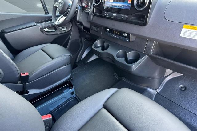 2026 Mercedes-Benz Sprinter 2500 Standard Roof 4-Cyl Diesel HO