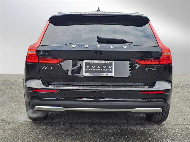 2026 Volvo V60 Cross Country Plus, B5 AWD Gas (mild hybrid)