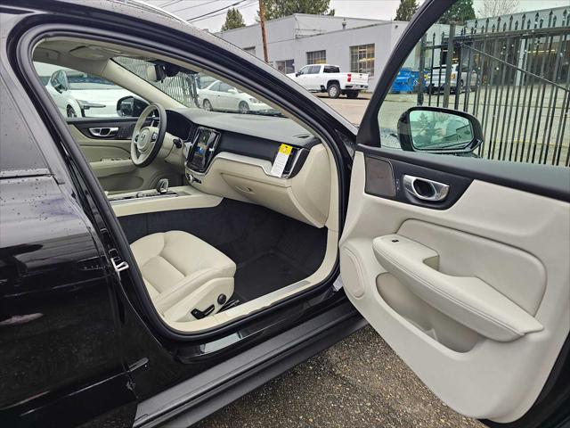 2026 Volvo V60 Cross Country Plus, B5 AWD Gas (mild hybrid)