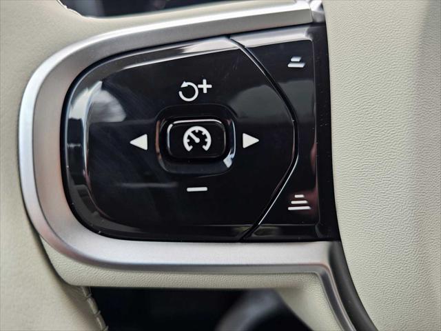 2026 Volvo V60 Cross Country Plus, B5 AWD Gas (mild hybrid)
