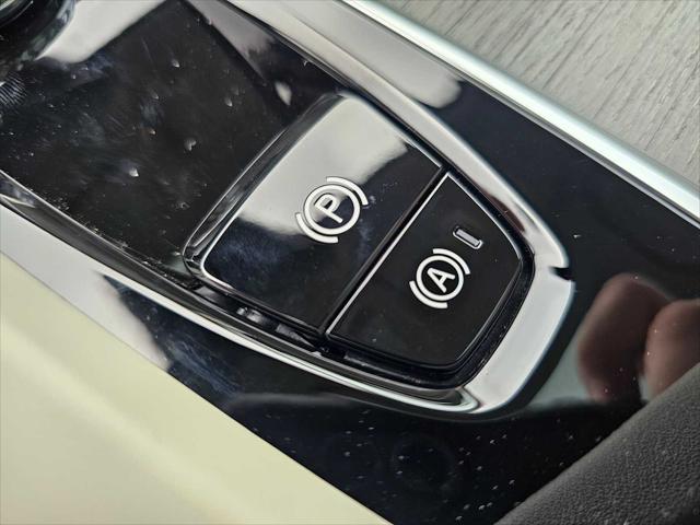 2026 Volvo V60 Cross Country Plus, B5 AWD Gas (mild hybrid)
