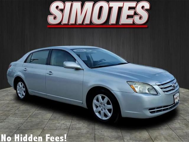 2006 Toyota Avalon XL for sale in Minooka, IL