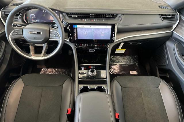 2026 Jeep Grand Cherokee Altitude 4x4